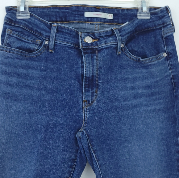 Levis 711 Skinny Size 29 Blue Jeans Denim Stretchy Jeans Mid-Wash, Mid-Rise - Picture 3 of 5